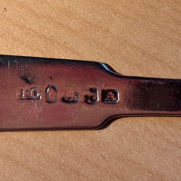 Vintage English Sterling Mustard Spoon - Picture 2 of 4